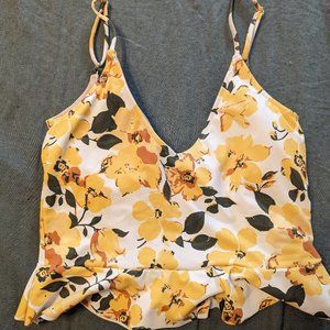 Kortni Jeane Scoop Back top | Size S | EUC | Yellow Floral